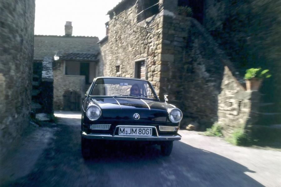 BMW 700 Coupe 1959 года  (фото 9 из 20)